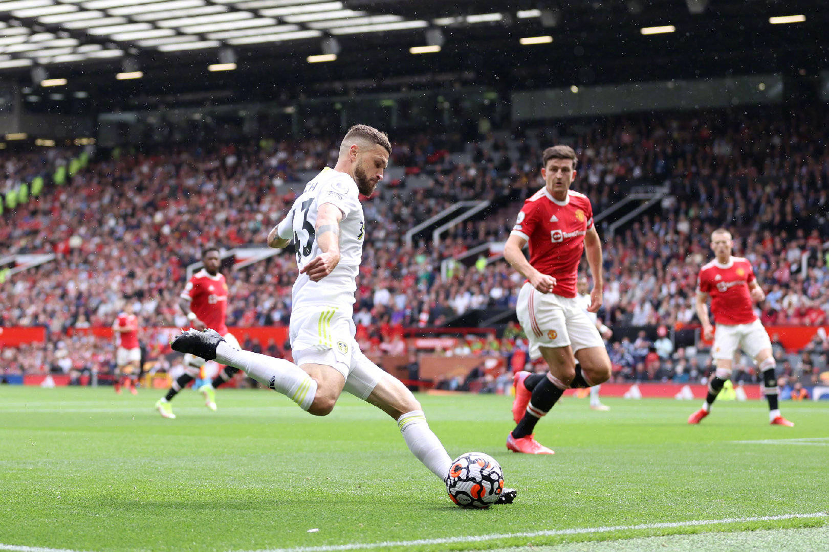 表现让他引 表现让他引